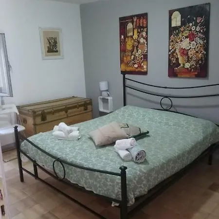 Oxy House *